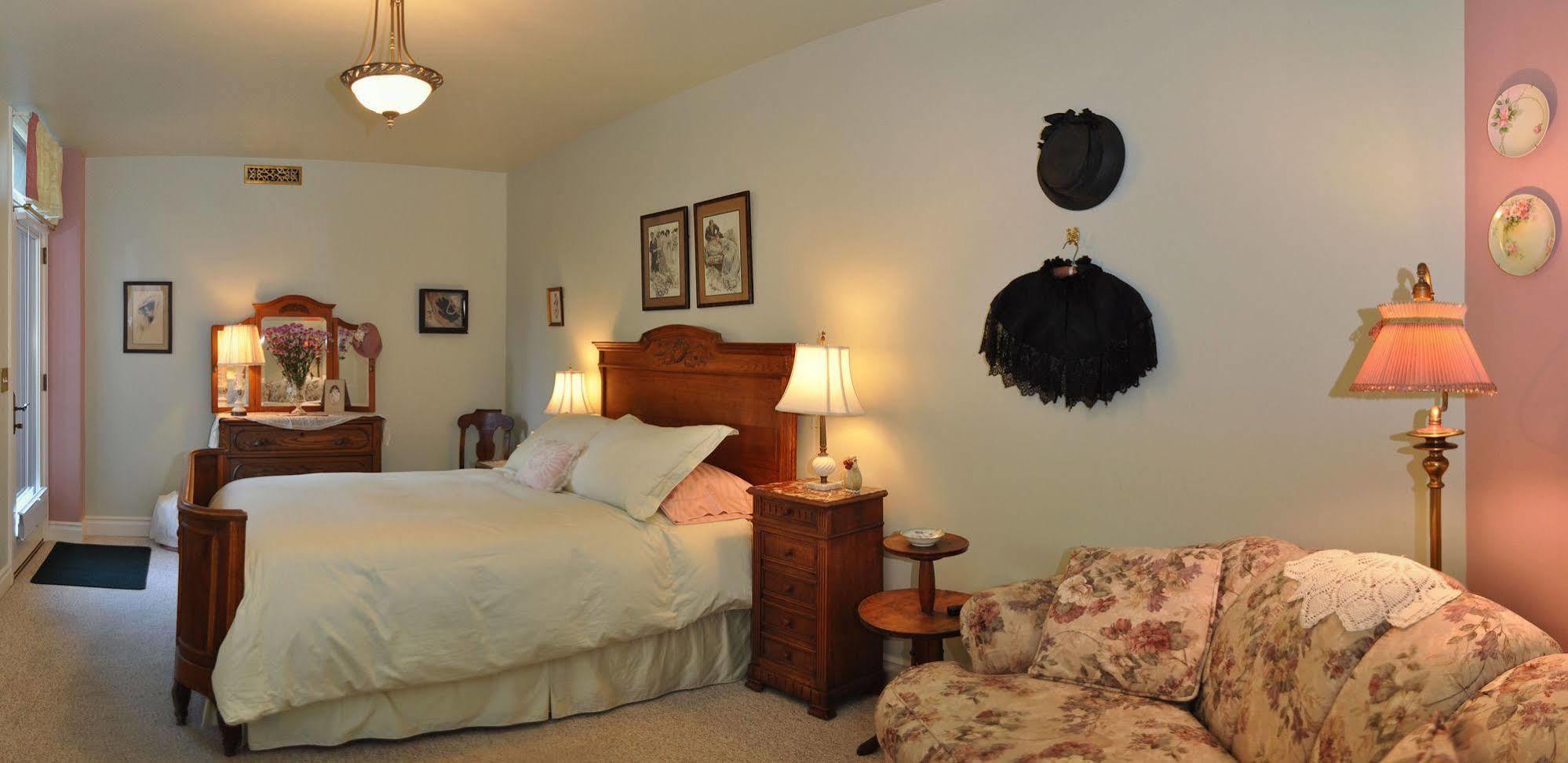 Idahome Bed And Breakfast Post Falls Buitenkant foto